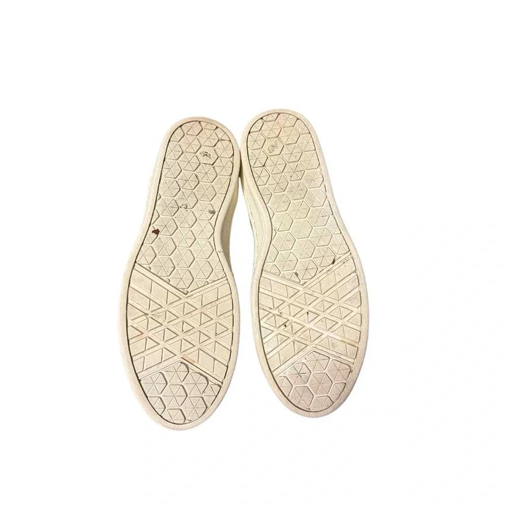New Balance Gold Sneakers